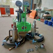 可张拉精度正在1％的范畴内；同时张拉设备领受